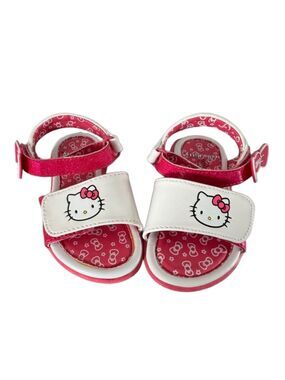 HELLO KITTY Girl’s size 6 sandals